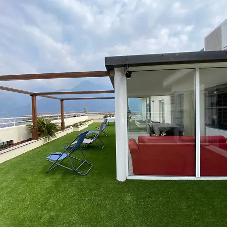 Attico With Big Terrace In With Pool * 발브로나